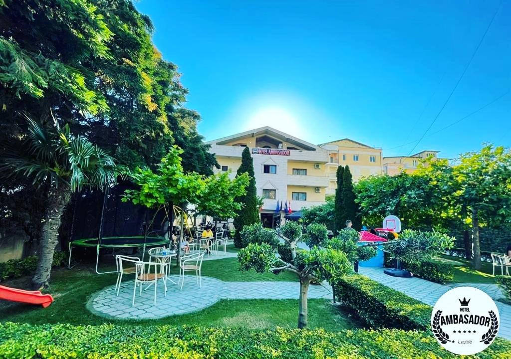 Hotel Ambasador Garden Lezhë Exterior foto