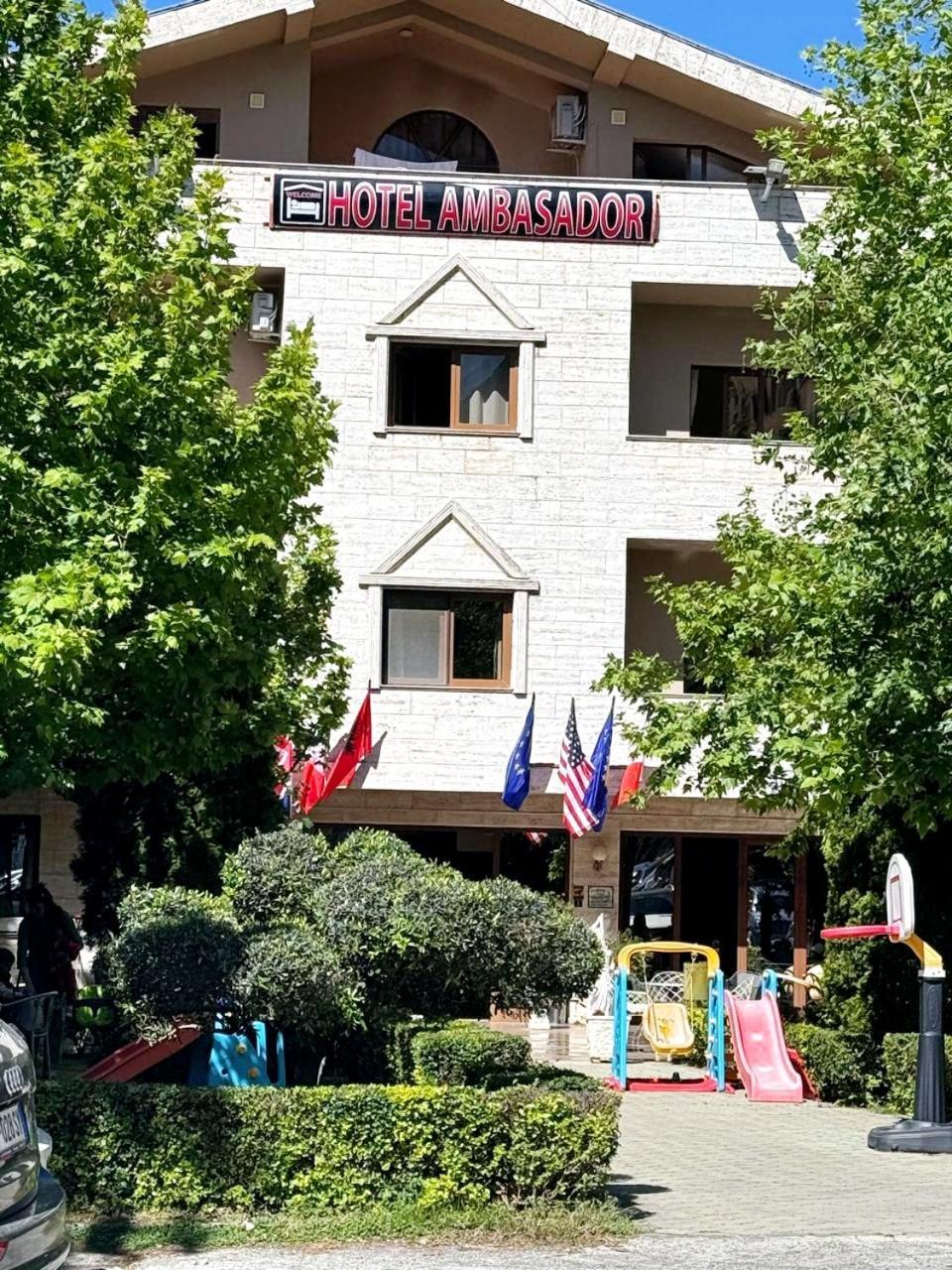 Hotel Ambasador Garden Lezhë Exterior foto