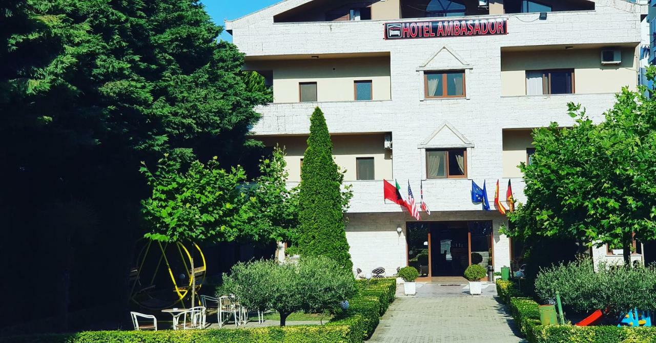 Hotel Ambasador Garden Lezhë Exterior foto